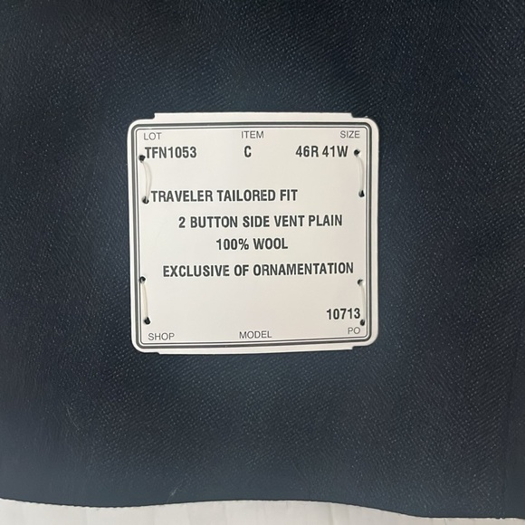 Jos. A. Bank Suit - Traveler’s Collection - Tailored fit- Natural Stretch - Picture 9 of 14